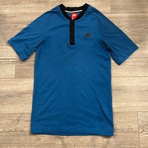 Nike tshirt
